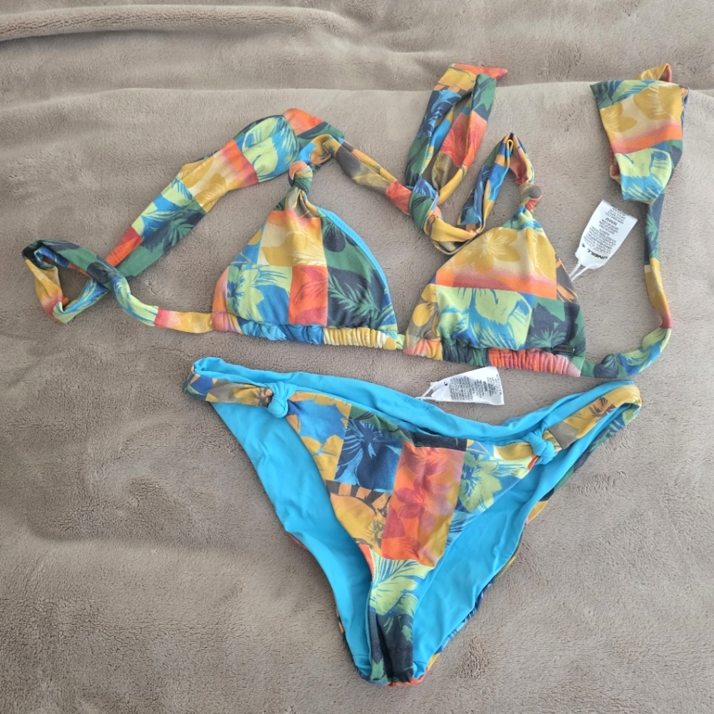 O'Neill Bathing Suit Set, Medium
